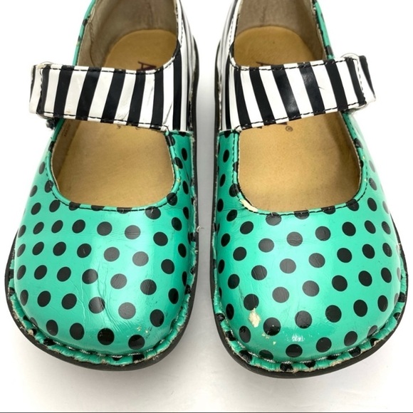 ALEGRIA Girls Poker Dots Color Block Clogs in Green & Black - Picture 2 of 10